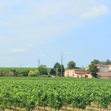شقة Duplex Cocoon - 10 Min De Blaye - 20 Min Cnpe - Wifi - Tv Hd Saint-Seurin-de-Cursac المظهر الخارجي الصورة